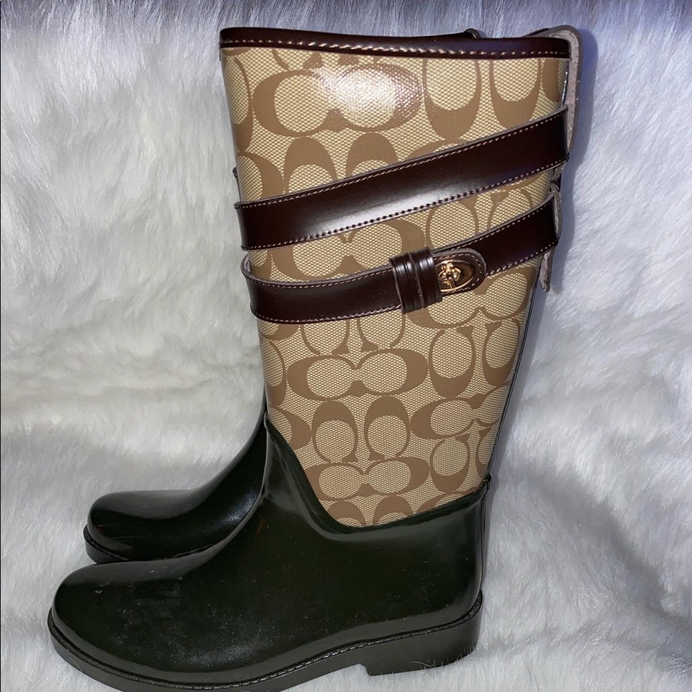 ❌❌SOLD!!❌❌Authentic Coach Boots